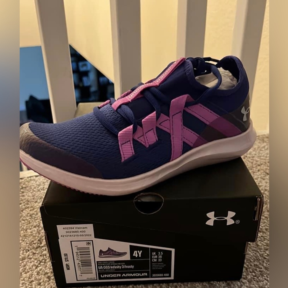 Under Armor GGS Infinity 3 Frosty.